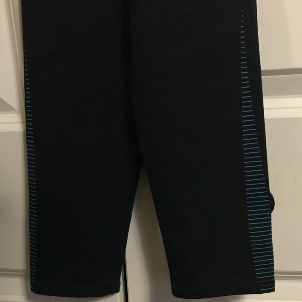 Fabletics leggings - Picture 3 of 5